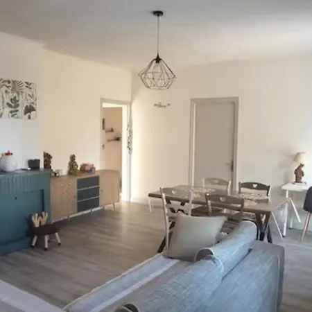Holiday home Grande Maison A 2km De La *